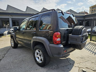 Jeep Cherokee 2.5 CRD Sport (5)