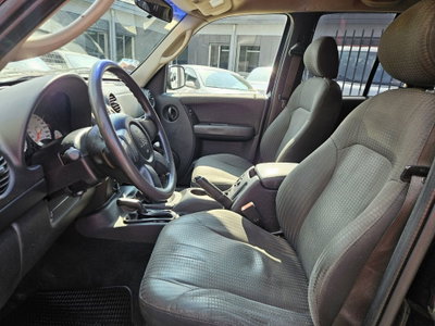 Jeep Cherokee 2.5 CRD Sport (7)