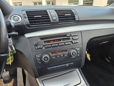 BMW Serie 1 116i cat 5 porte Futura (14)