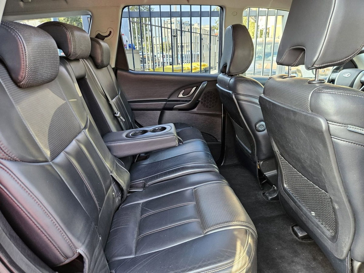 Mahindra XUV500 XUV500 2.2 16V AWD W8 (12)