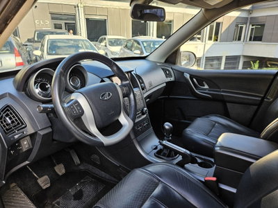 Mahindra XUV500 XUV500 2.2 16V AWD W8 (6)