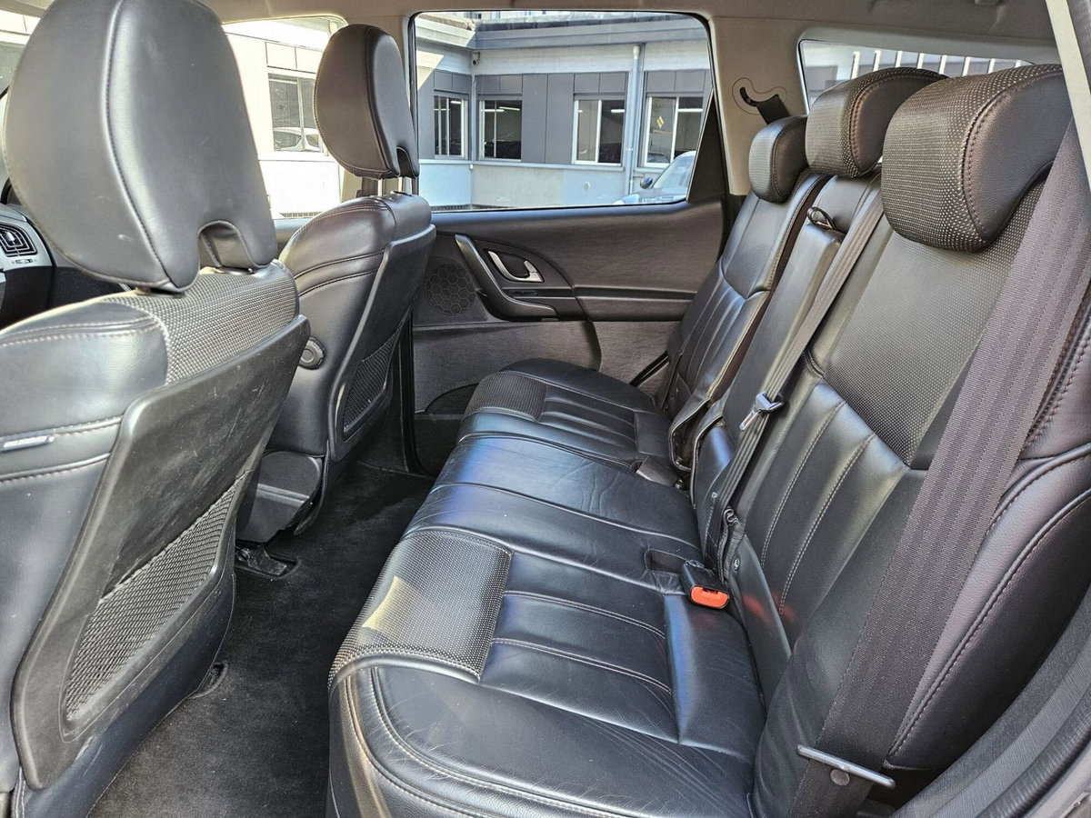 Mahindra XUV500 XUV500 2.2 16V AWD W8 (8)