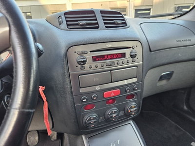 Alfa Romeo GT 1.9 MJT 16V Progression (13)