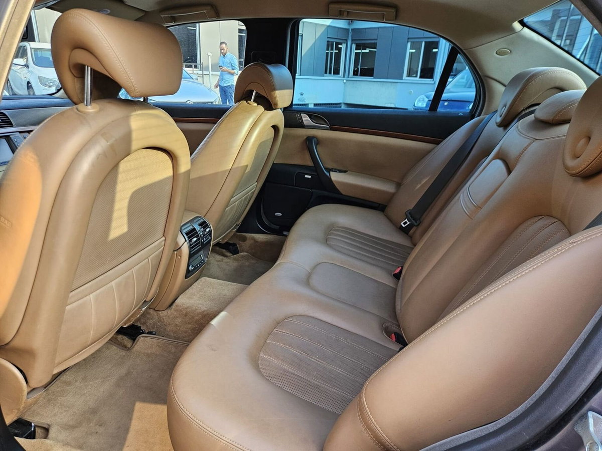 Lancia Thesis JTD 20V aut. Executive (9)