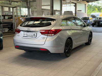Hyundai i40 Station Wagon 1.7 CRDi 141 CV 7DCT Business (7)