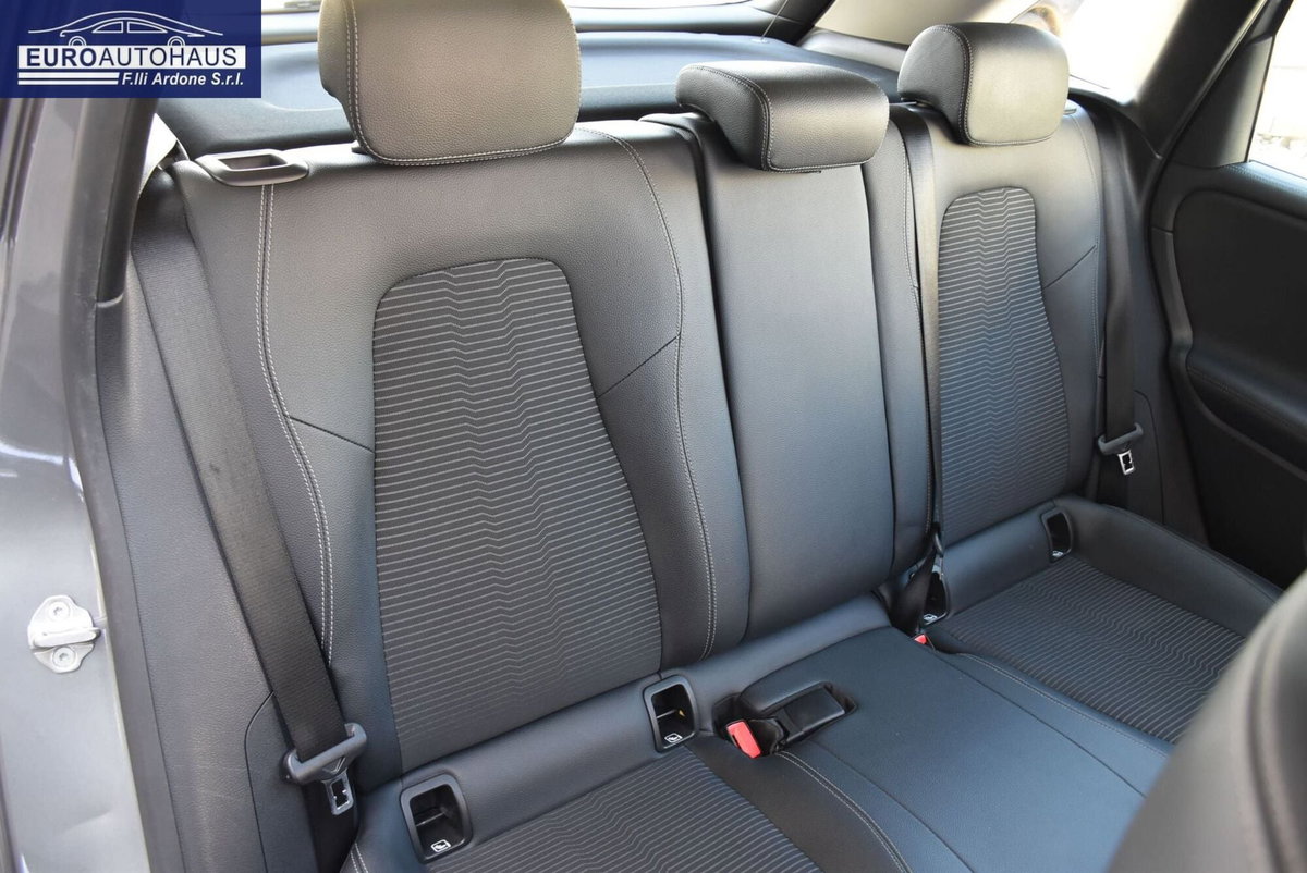Mercedes-Benz Classe B 180 d Automatic Sport Plus (17)