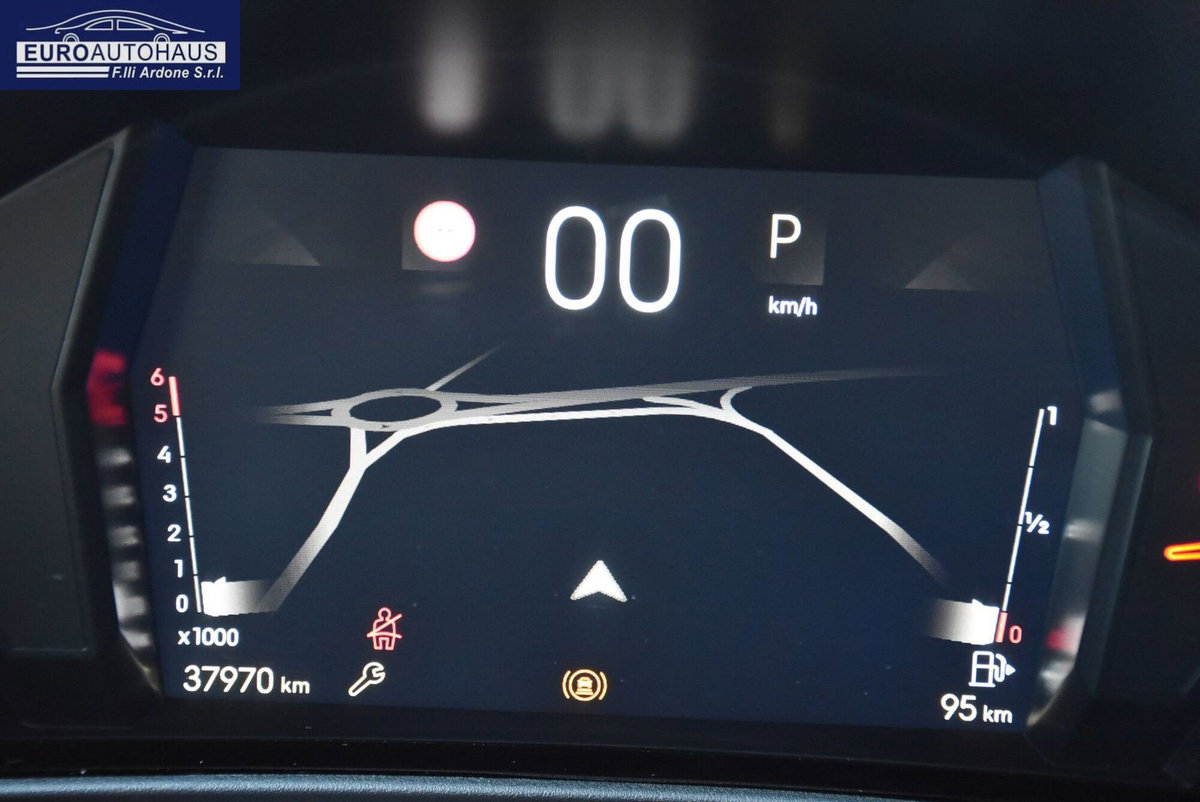 Ds DS 3 1.5 bluehdi Esprit de Voyage 130cv auto (10)