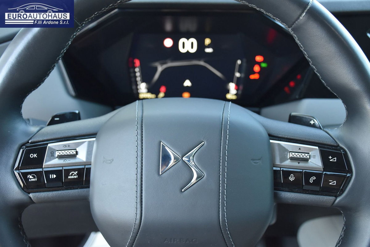 Ds DS 3 1.5 bluehdi Esprit de Voyage 130cv auto (16)