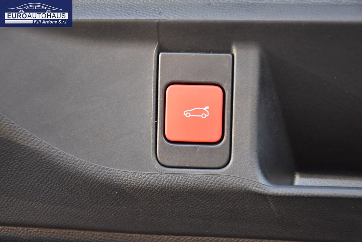 Ds DS 3 1.5 bluehdi Esprit de Voyage 130cv auto (19)