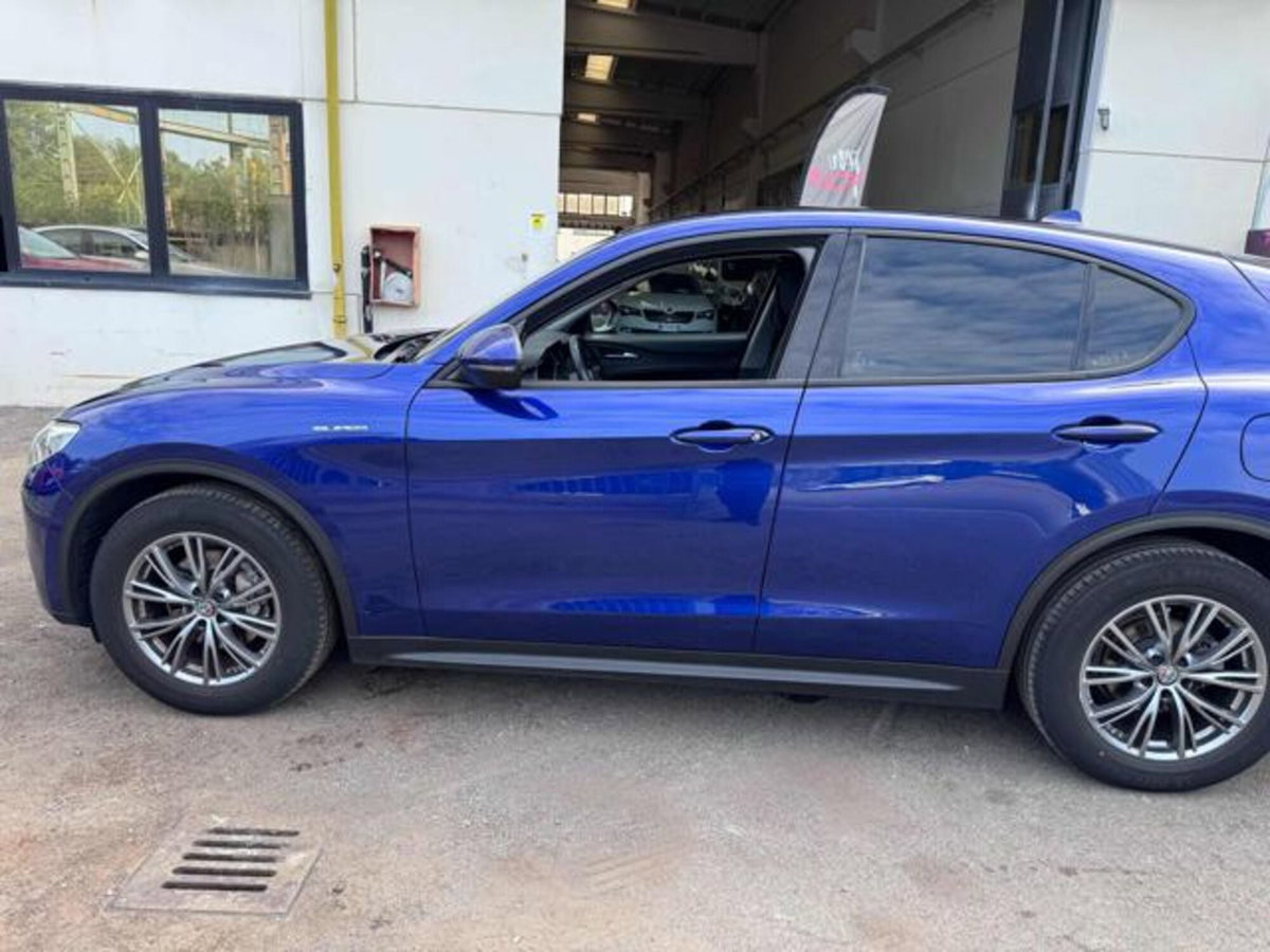 Alfa Romeo Stelvio Stelvio 2.2 Turbodiesel 160 CV AT8 RWD Super Business (4)