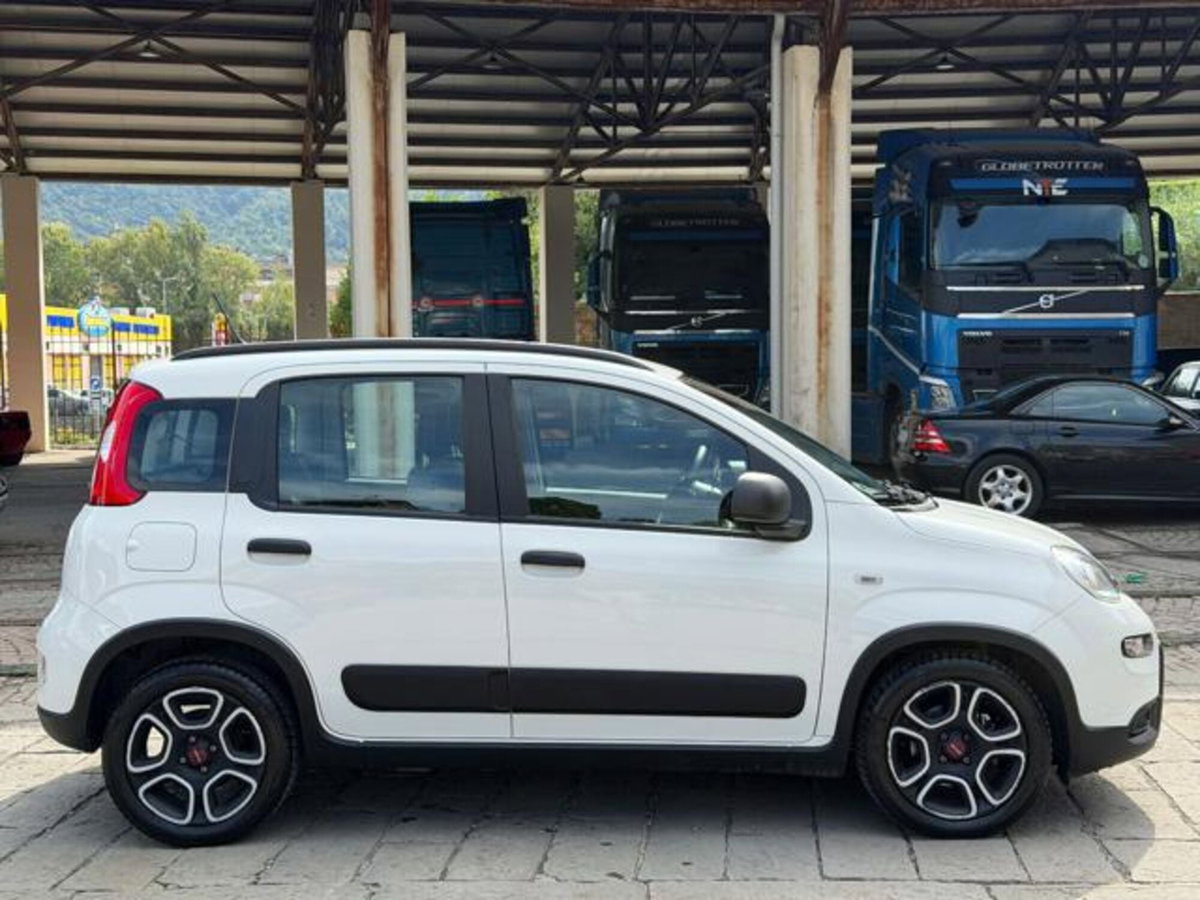 Fiat Panda 1.0 firefly hybrid s&s 70cv 5p.ti (4)