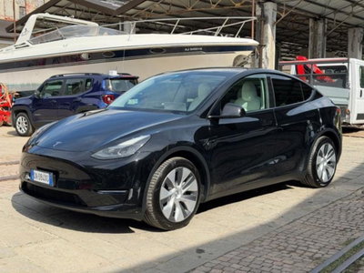 Tesla Model Y Long Range awd (2)