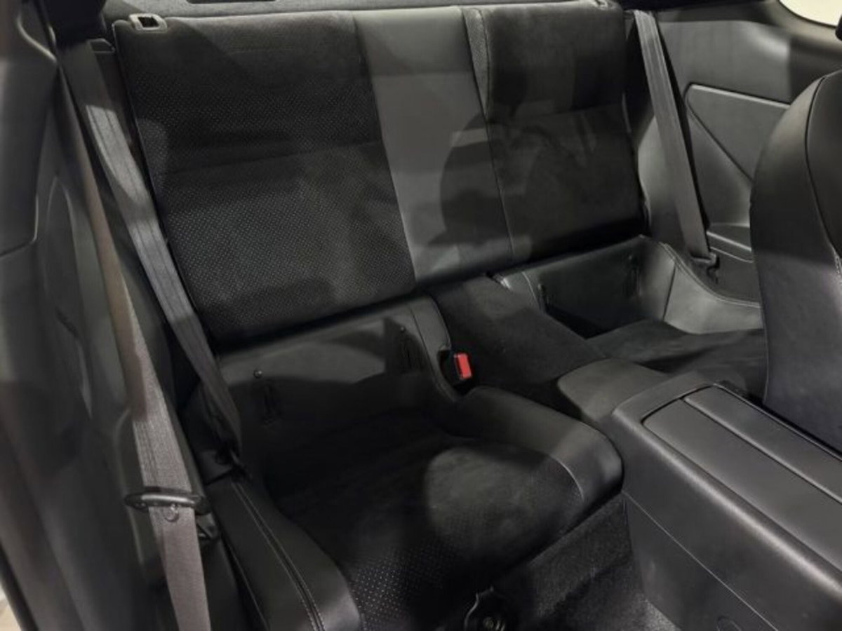 Toyota GR86 2.Premium Sport A/T (16)