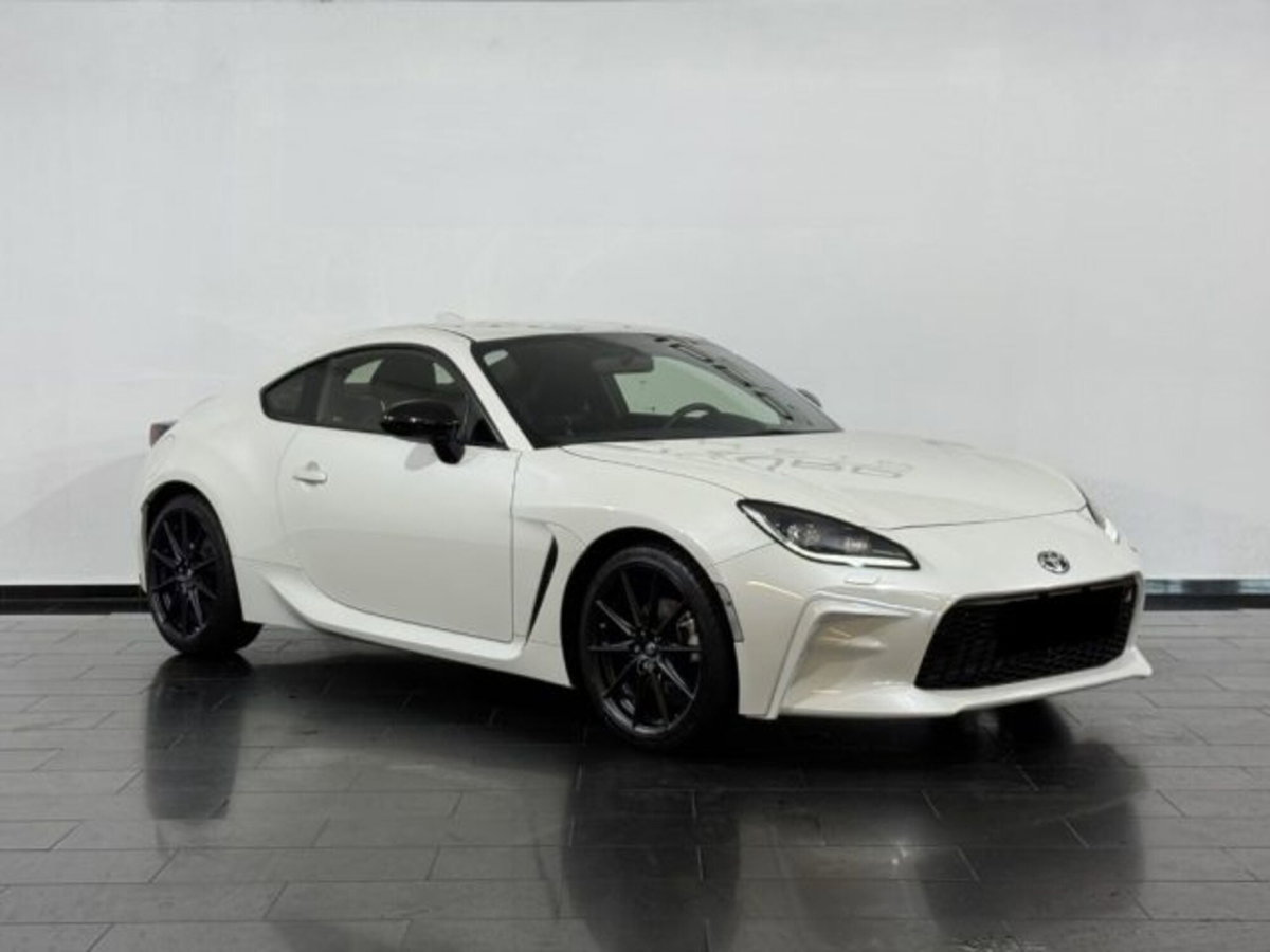 Toyota GR86 2.Premium Sport A/T (3)