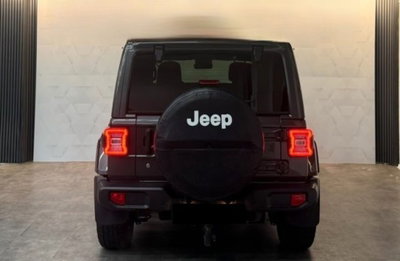 Jeep Wrangler 2.2 Mjt II Sahara (11)