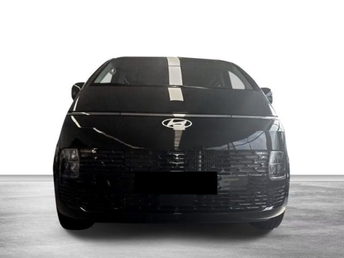 Hyundai Staria 1.6 hev 2wd auto (2)