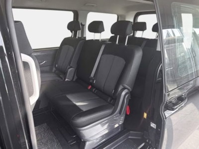 Hyundai Staria 1.6 hev 2wd auto (7)