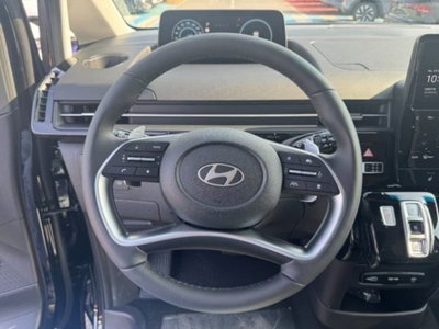 Hyundai Staria 1.6 hev 2wd auto (8)