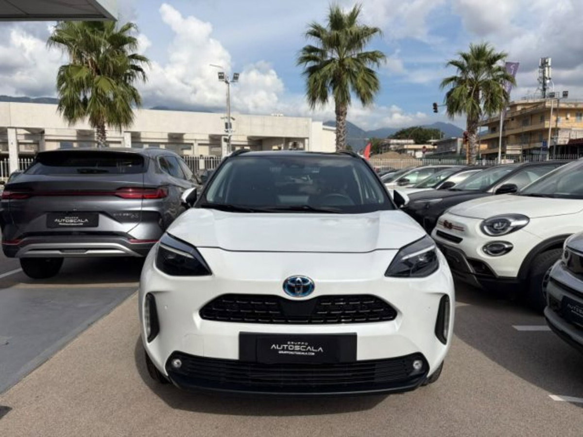 Toyota Yaris Cross 1.5 Hybrid 5p. E-CVT Lounge (3)