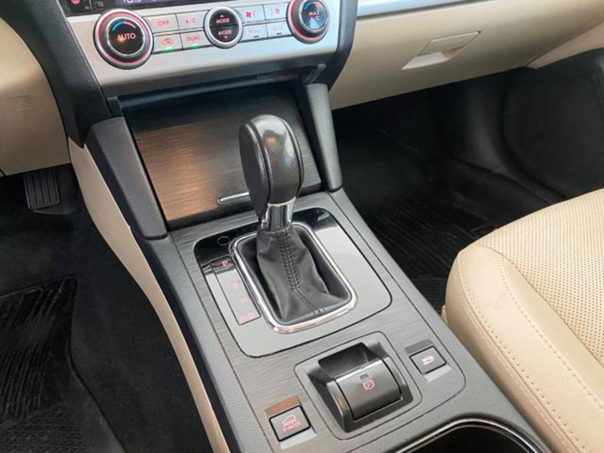 Subaru Outback 2.0d Lineartronic Unlimited (12)