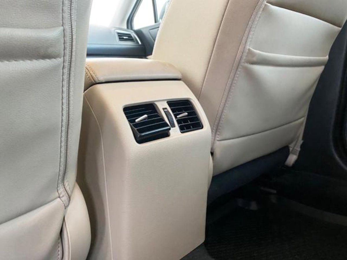 Subaru Outback 2.0d Lineartronic Unlimited (13)