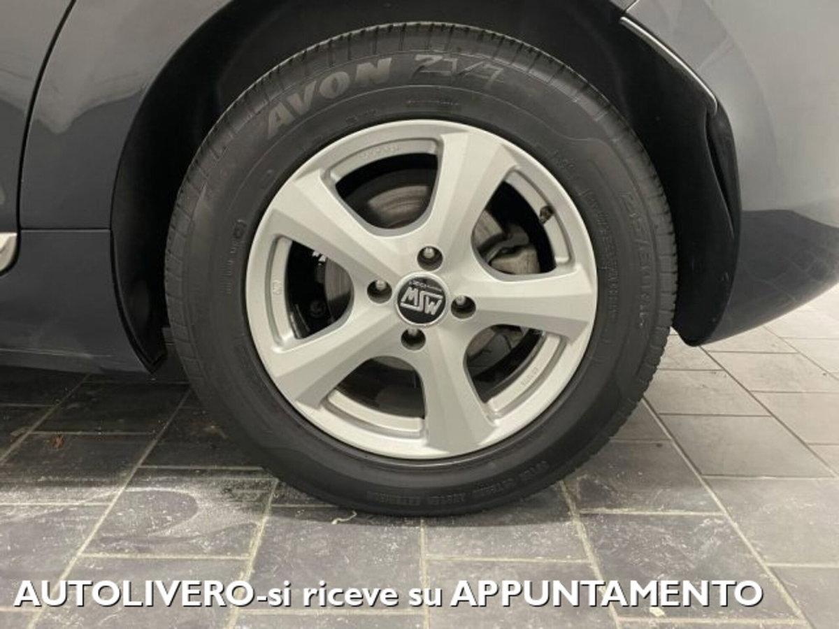 Ds DS 5 DS 5 1.6 e-HDi 115 ETG6 So Chic (5)