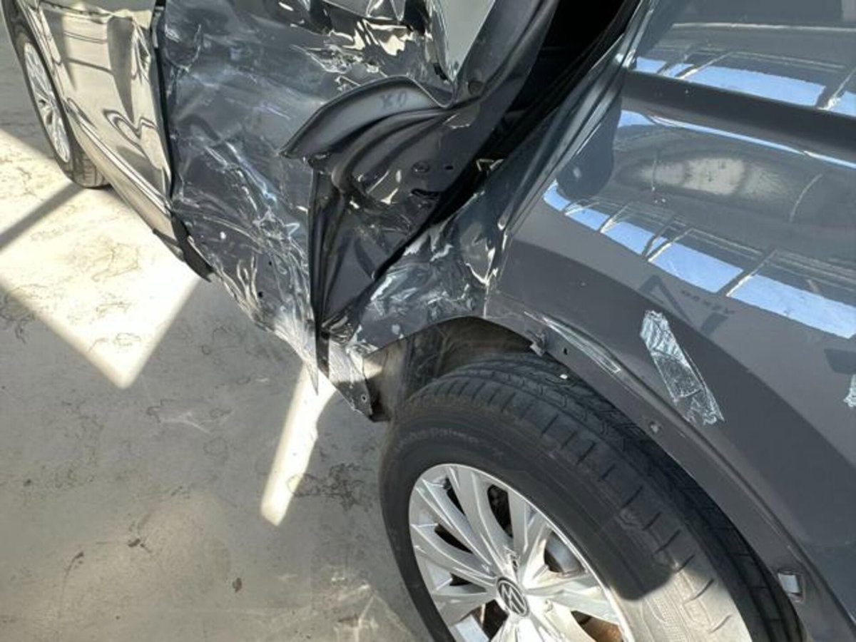Volkswagen Tiguan 2.0 TDI 150 CV SCR DSG 4MOTION Life (11)