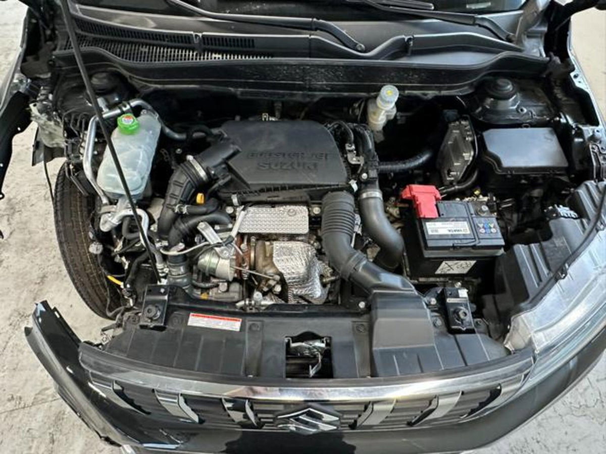 Suzuki Vitara 1.4 Hybrid 4WD AllGrip Easy Top (9)