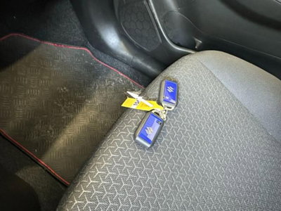Suzuki Swift 1.2h Top 2wd (20)