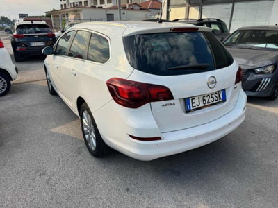 Opel Astra Station Wagon 1.7 CDTI 110CV Sports Cosmo (16)