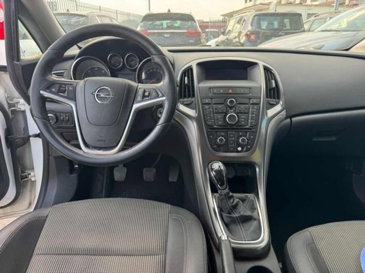 Opel Astra Station Wagon 1.7 CDTI 110CV Sports Cosmo (6)