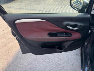 Fiat Punto Evo 1.4 5 porte Active Natural Power (6)
