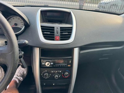 Peugeot 207 HDi 70CV 5p. Active (12)