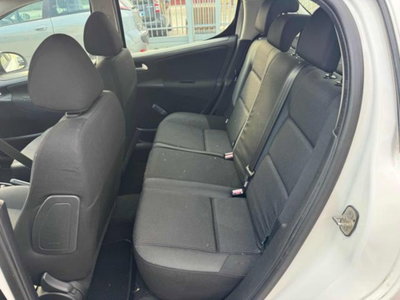 Peugeot 207 HDi 70CV 5p. Active (15)