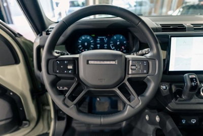 Land Rover Defender 110 3.0D I6 300 CV AWD Auto 75th Limited Edition (11)