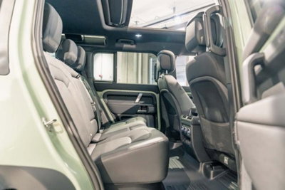 Land Rover Defender 110 3.0D I6 300 CV AWD Auto 75th Limited Edition (7)