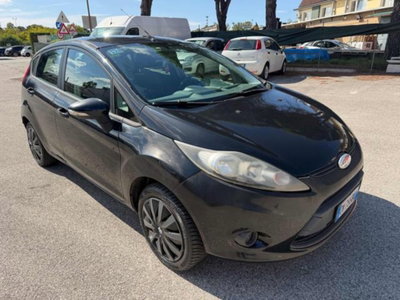 Ford Fiesta 1.4 TDCi 68CV 5 porte Titanium (10)