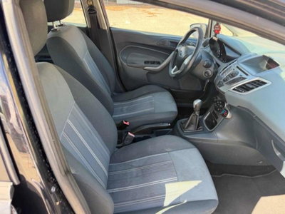 Ford Fiesta 1.4 TDCi 68CV 5 porte Titanium (13)