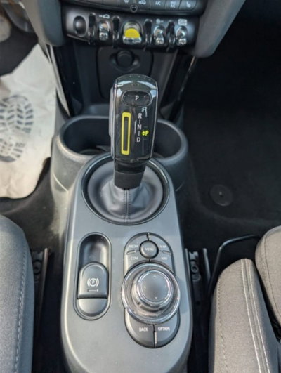 MINI Mini Cooper SE Essential (13)