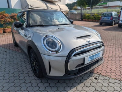 MINI Mini Cooper SE Essential (3)