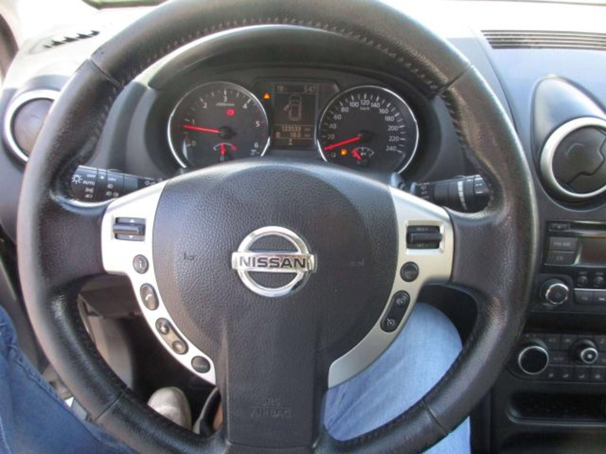 Nissan Qashqai 1.5 dCi DPF Acenta (13)