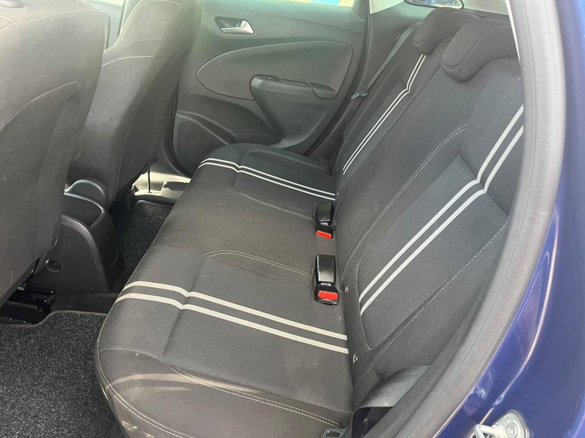 Opel Crossland 1.5 ecotec Ultimate 110cv (10)