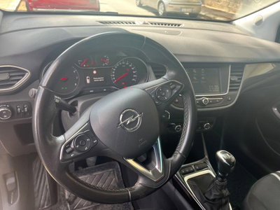 Opel Crossland 1.5 ecotec Ultimate 110cv (11)