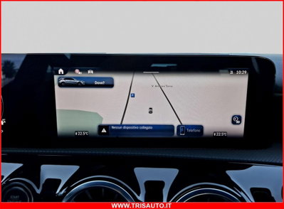 Mercedes-Benz Classe A 180 d Premium (11)