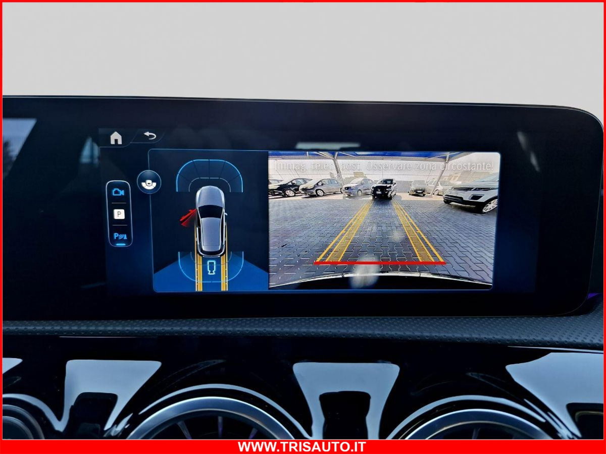 Mercedes-Benz Classe A 180 d Premium (12)