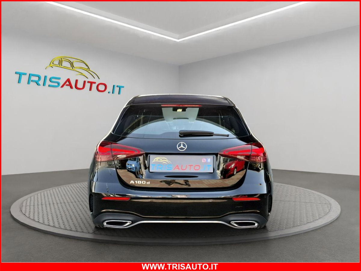 Mercedes-Benz Classe A 180 d Premium (15)