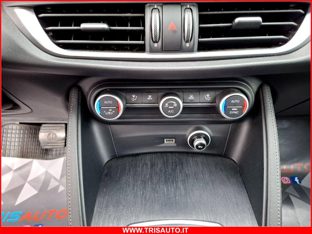 Alfa Romeo Stelvio Stelvio 2.2 Turbodiesel 190 CV AT8 Q4 Business (15)