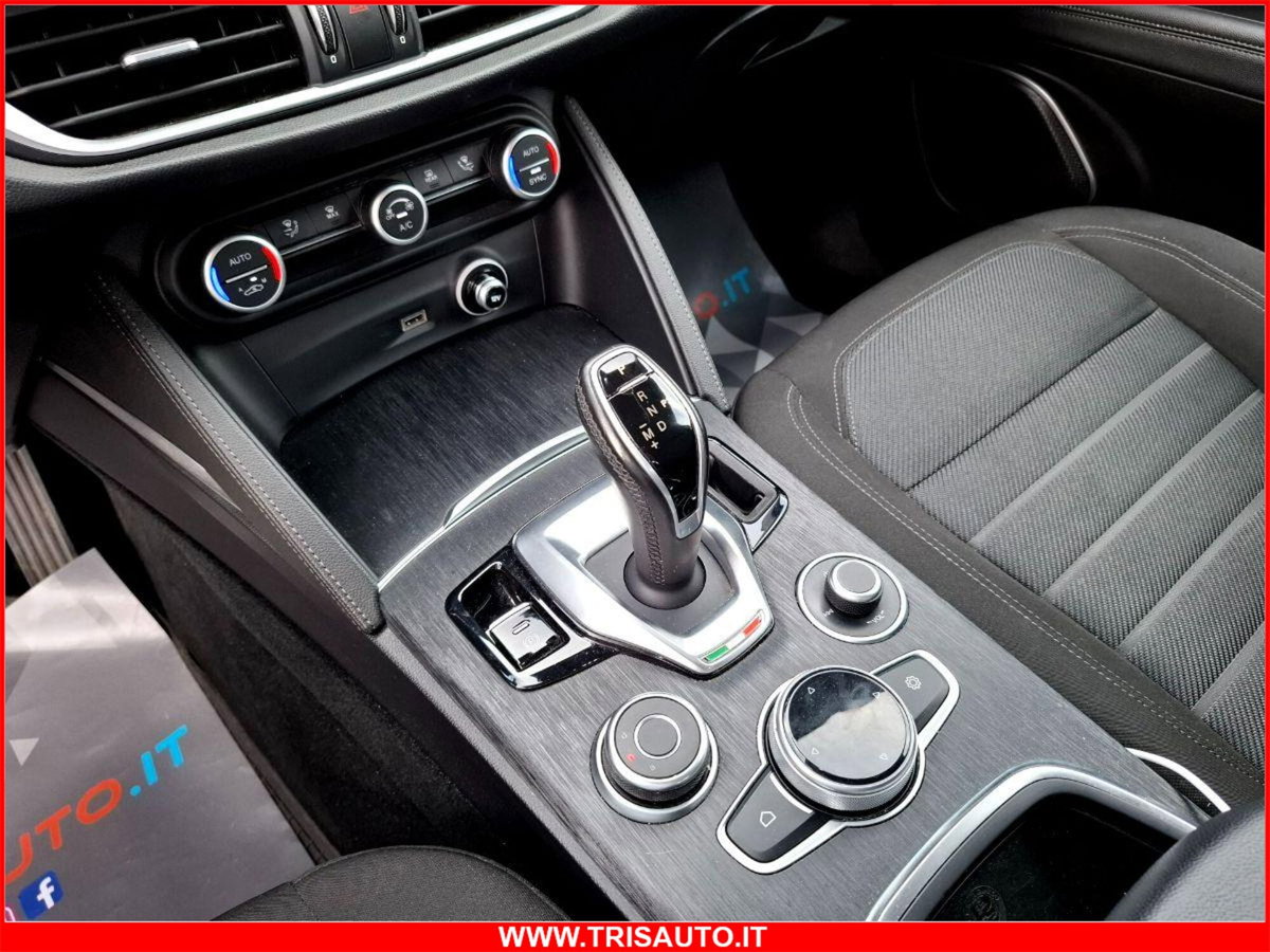 Alfa Romeo Stelvio Stelvio 2.2 Turbodiesel 190 CV AT8 Q4 Business (16)