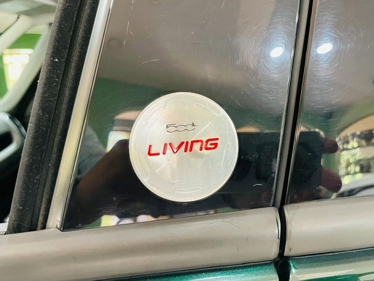 Fiat 500L Living 1.6 Multijet 120 CV Lounge (10)