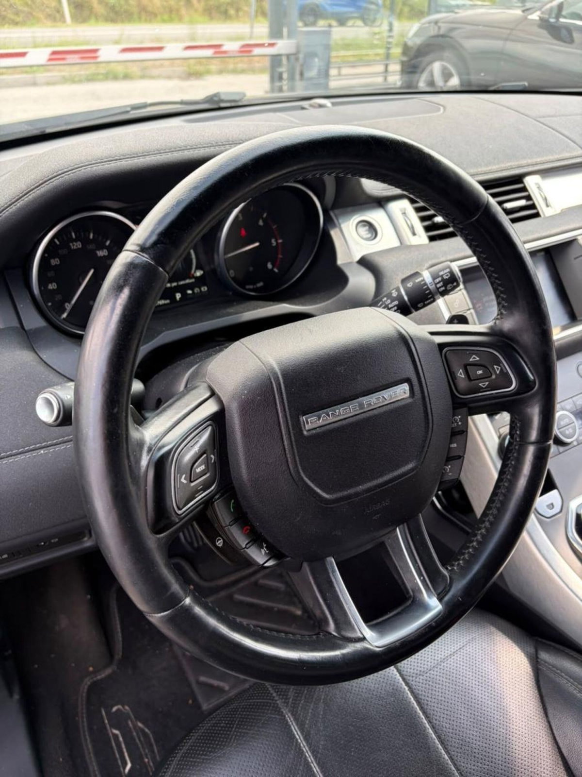 Land Rover Range Rover Evoque 2.0 TD4 150 CV 5p. Pure (8)